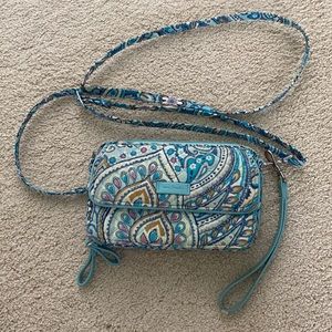 Vera Bradley Crossbody bag